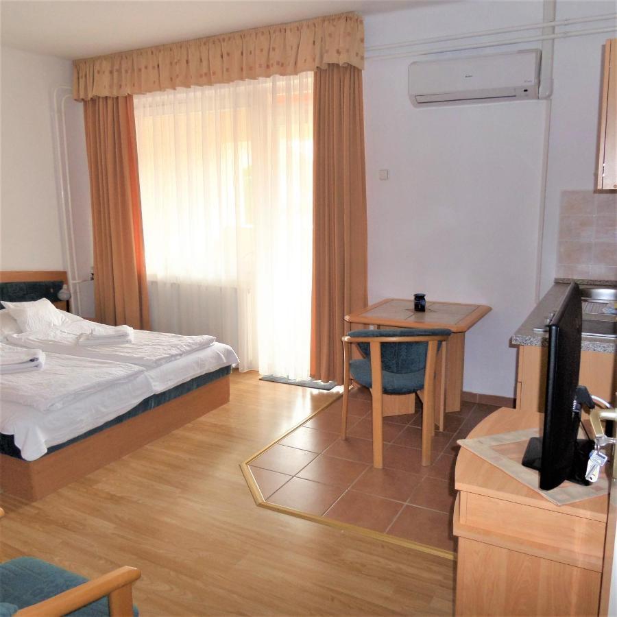 Silent Apartmanhaz Harkány Buitenkant foto