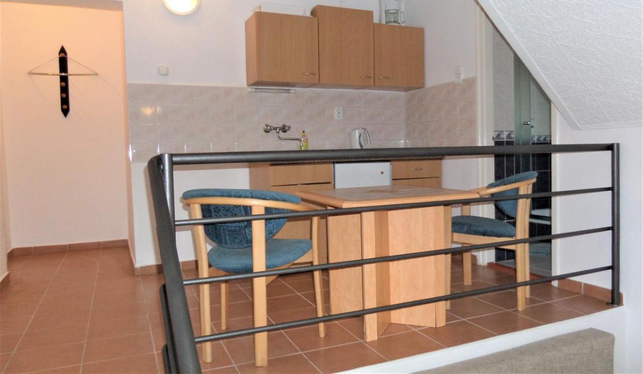 Silent Apartmanhaz Harkány Buitenkant foto