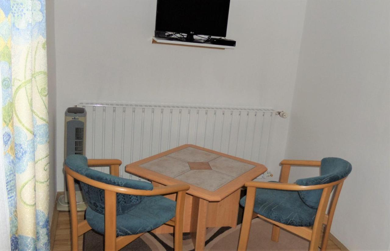 Silent Apartmanhaz Harkány Buitenkant foto